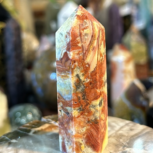 🎄SALE🎄Crazy Lace Agate Crystal Point! - Picture 5 of 5
